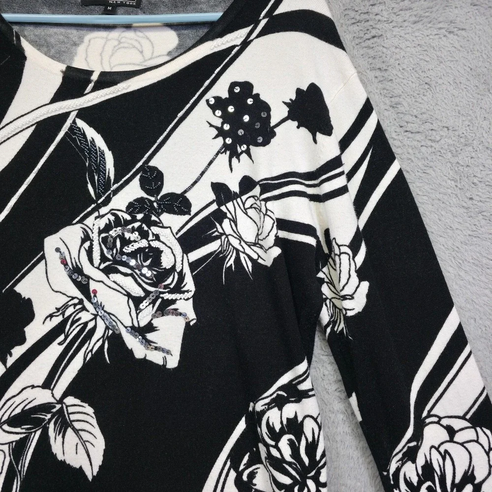 Pierri NY Sweater Womens M Black White‎ Floral Sequin Beaded Monochrome Elegant